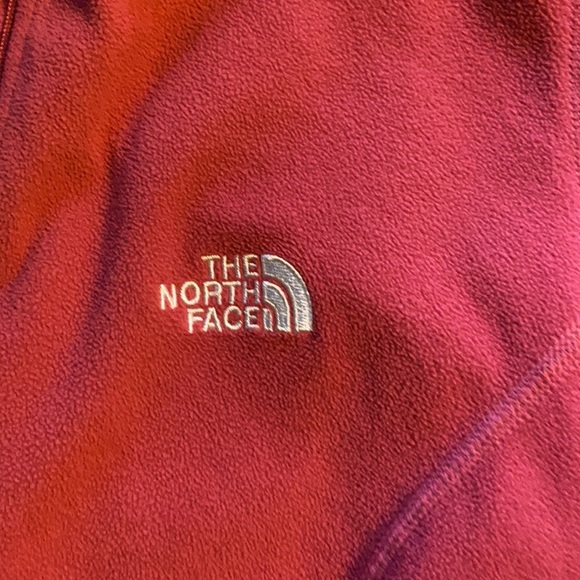 The north face quarter zip pull over - Picture 2 of 3